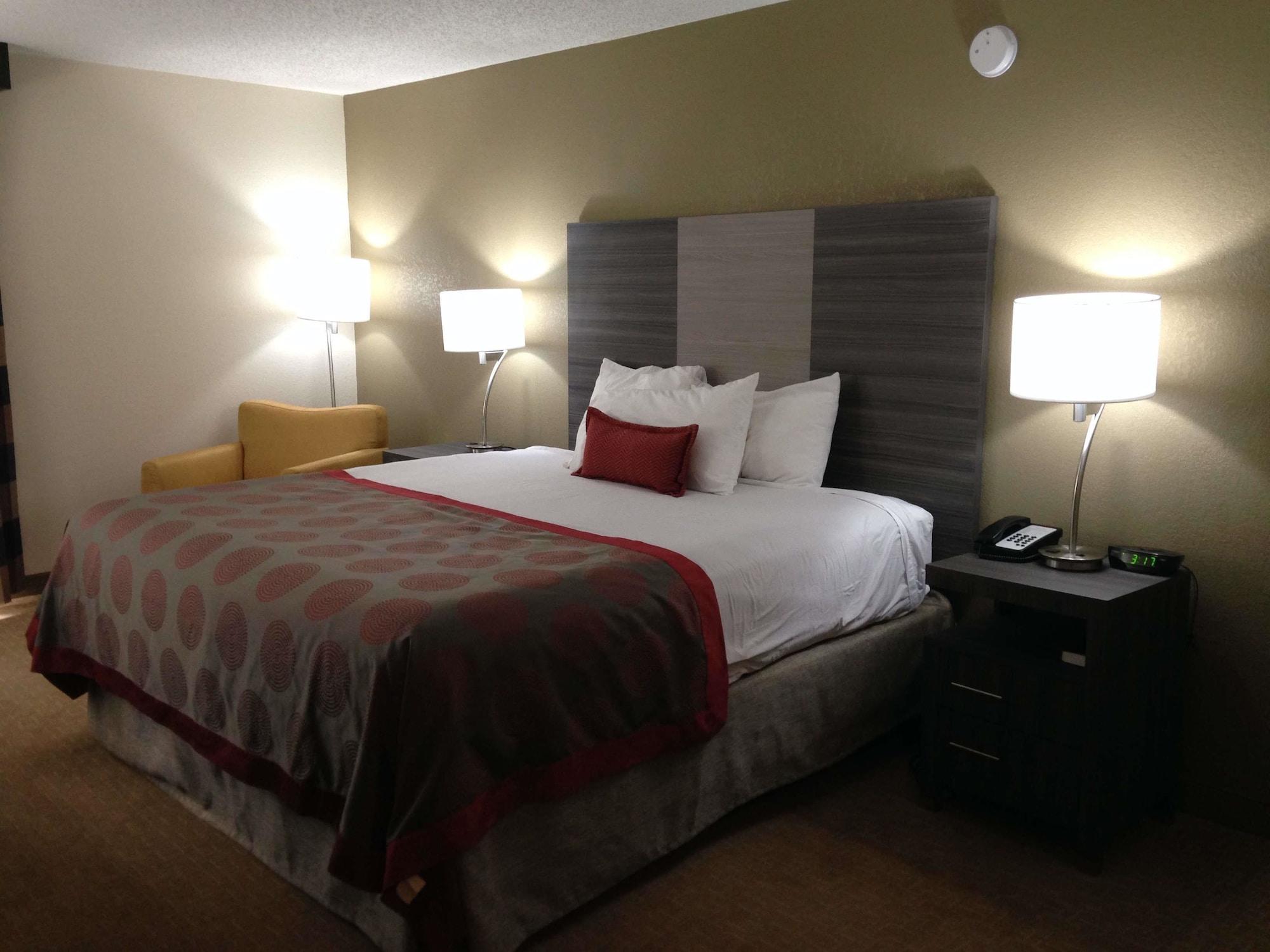 Ramada By Wyndham Wentzville Eksteriør billede